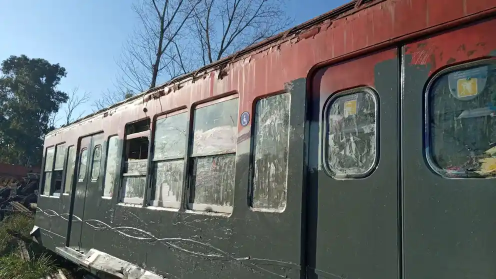 vagón de subte en una casa de fin de semana: - 2