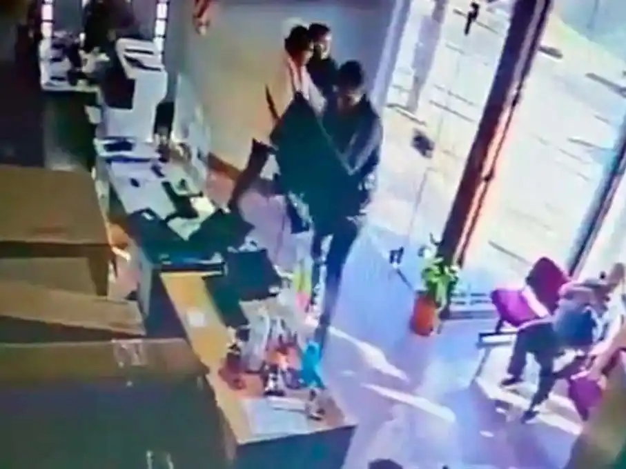 El sujeto fue identificado y después detenido