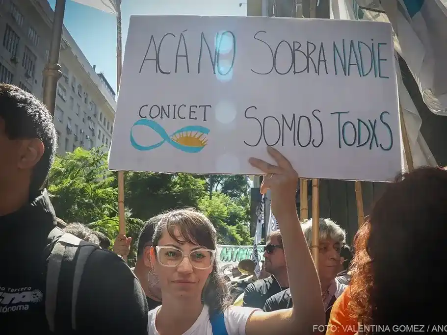 Preocupación. De los científicos por la posibilidad de más despidos en el sector