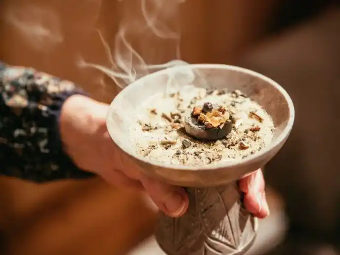 Incienso navideño para la prosperidad y el amor