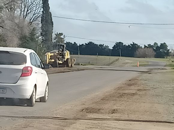 Retoman la repavimentación de ruta 191: trabajan sobre las banquinas y hay expectativa por el acceso a Santa Lucía