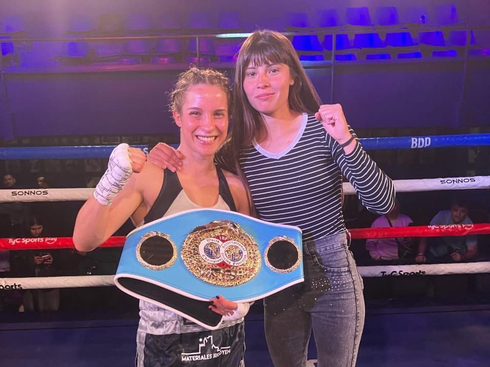 Nailín González fue sparring de Sol Cudos, que se consagró campeona mundial el fin de semana.