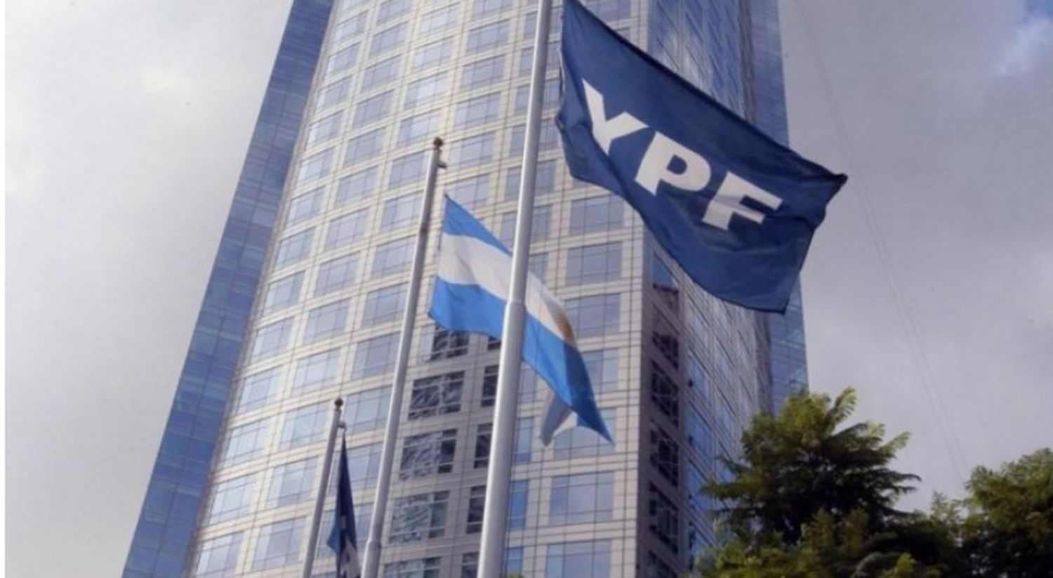 Argentina deberá pagar de US$ 4.920 a US$ 16.050 millones por la expropiación de YPF