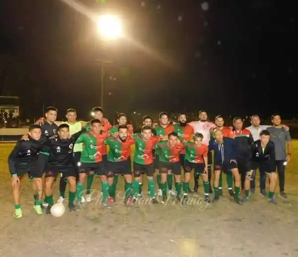 Pueblo Nuevo y Juvenil del Norte se enfrentan por el segundo ascenso