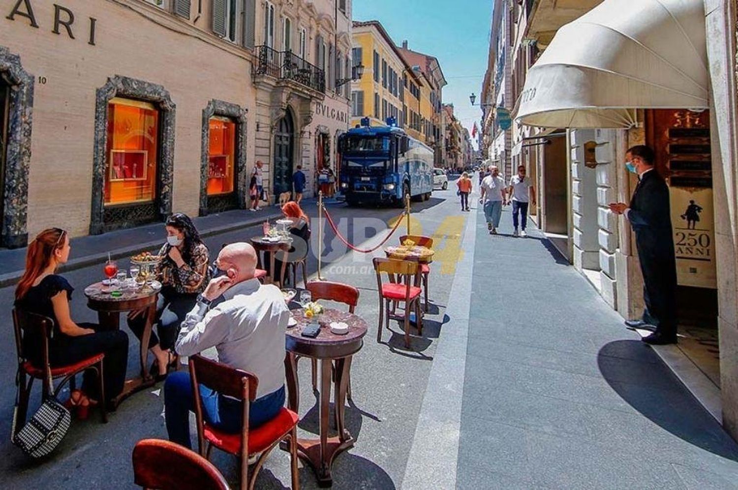 Italia alcanzó el medio millón de vacunaciones diarias contra el coronavirus