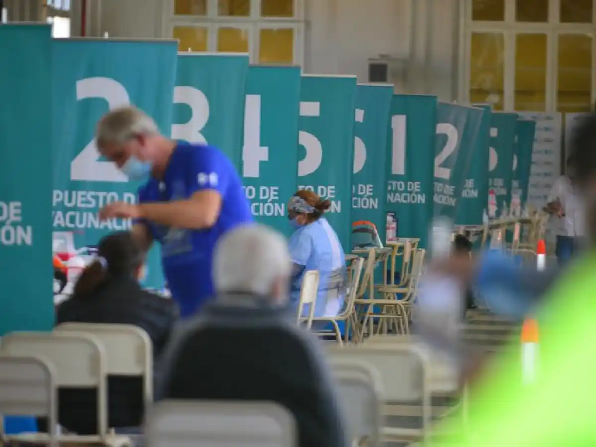 Coronavirus en Córdoba:  5 fallecimientos 745 casos nuevos