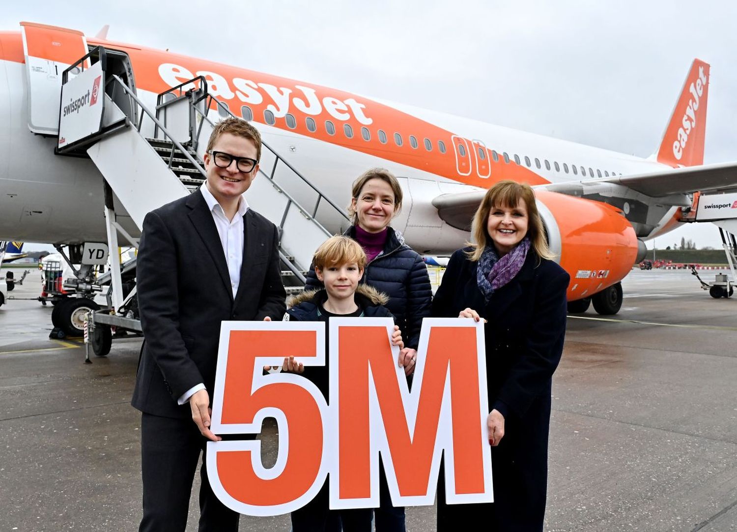 easyJet celebrates flying five million passengers at Birmingham airport