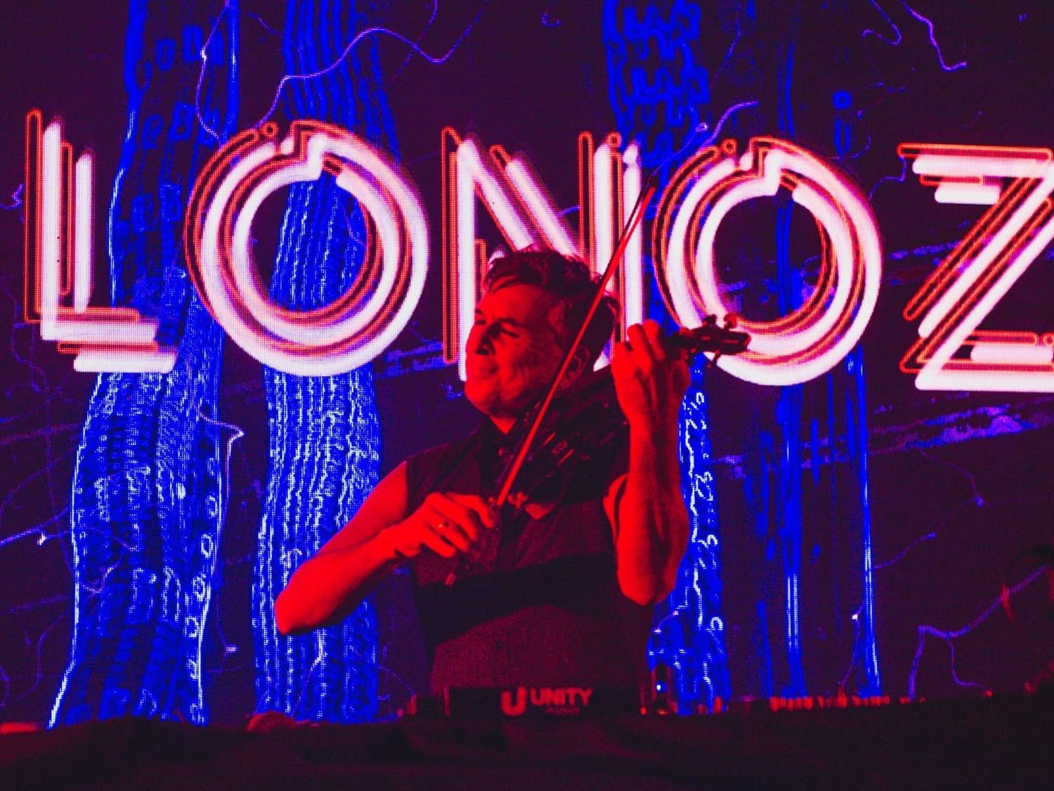 El espectáculo no solo será una performance musical, sino una experiencia sensorial.