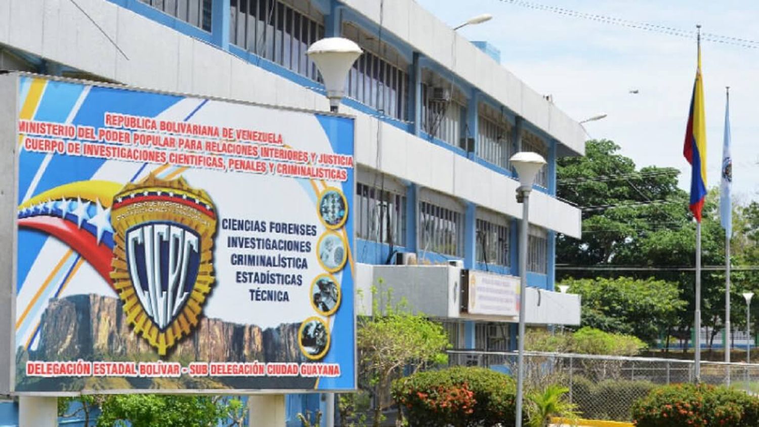 ¡HAY 2 JÓVENES DETENIDOS! Degüellan a comerciante asiático en Bolívar