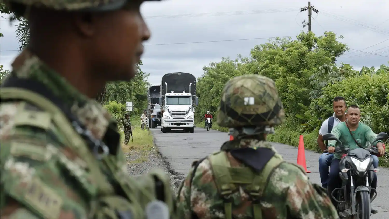 CIFRAS OFICIALES: hay 22.000 narcos y guerrilleros en Colombia