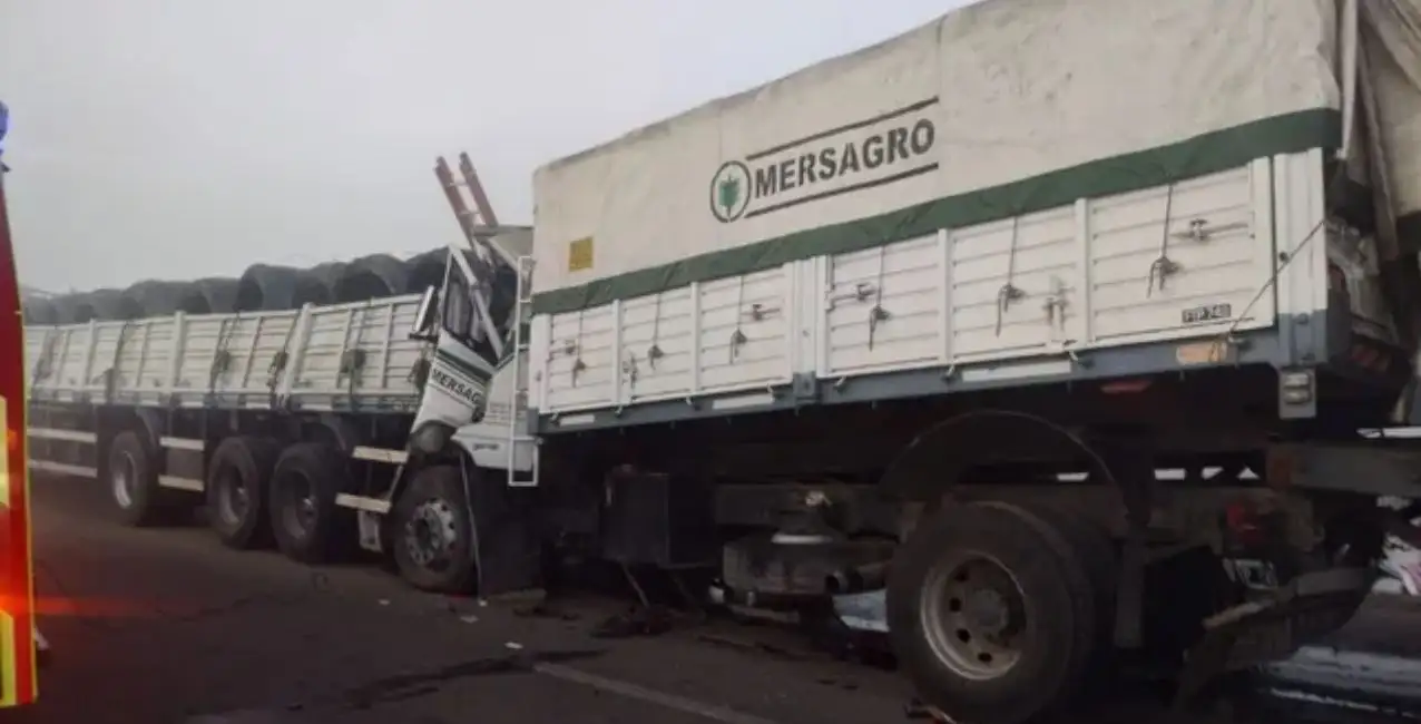 Múltiple choque en autopista a Buenos Aires, altura Villa Constitución: dos muertos