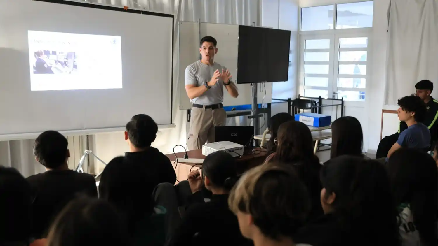 Rafaela refuerza la prevención con capacitaciones del programa Ojos en Alerta