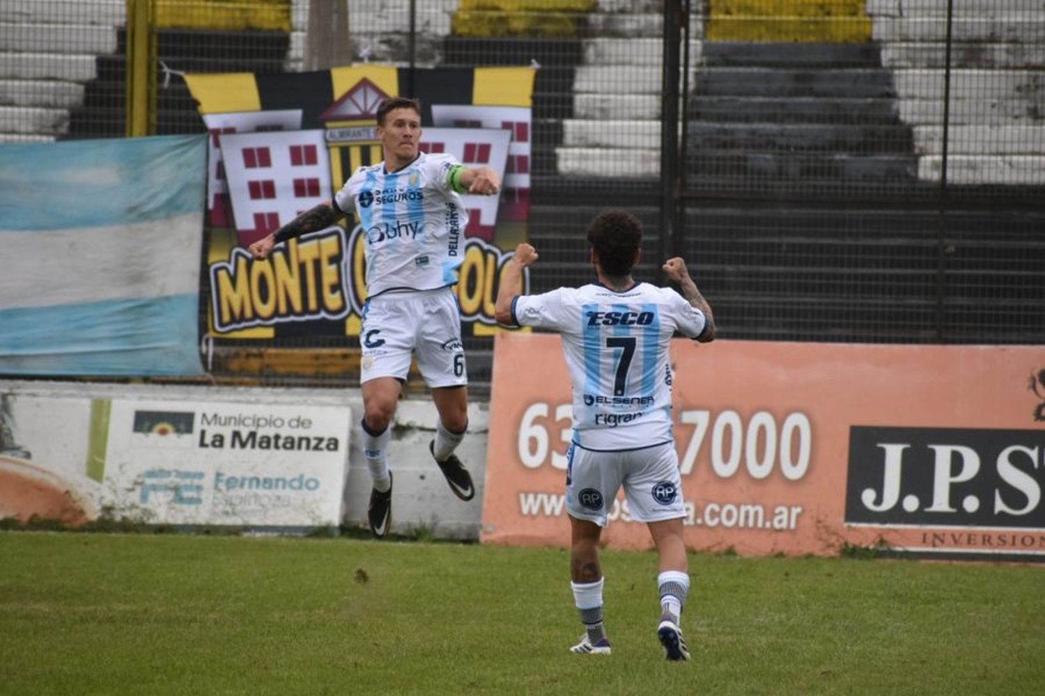 Atlético volvió a ganar y se mantiene con vida en la lucha por la permanencia