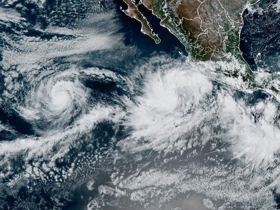Huracán Priscilla gana fuerza y genera fuerte oleaje en las costas mexicanas