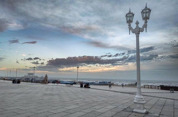Domingo con humedad, algo ventoso por la tarde y con posibilidad de lluvia por la noche
