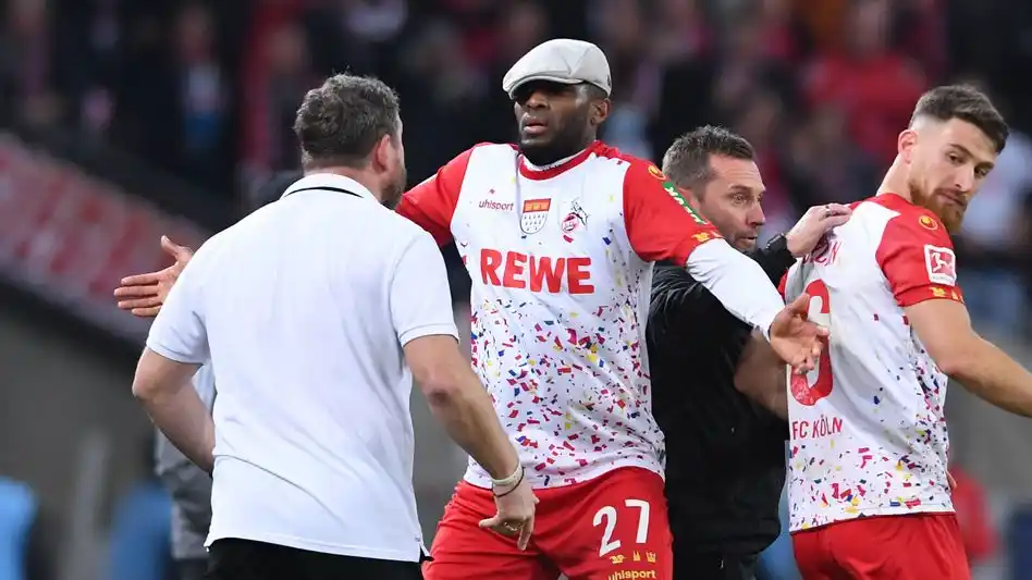 El festejo particular de Modeste en la Bundesliga