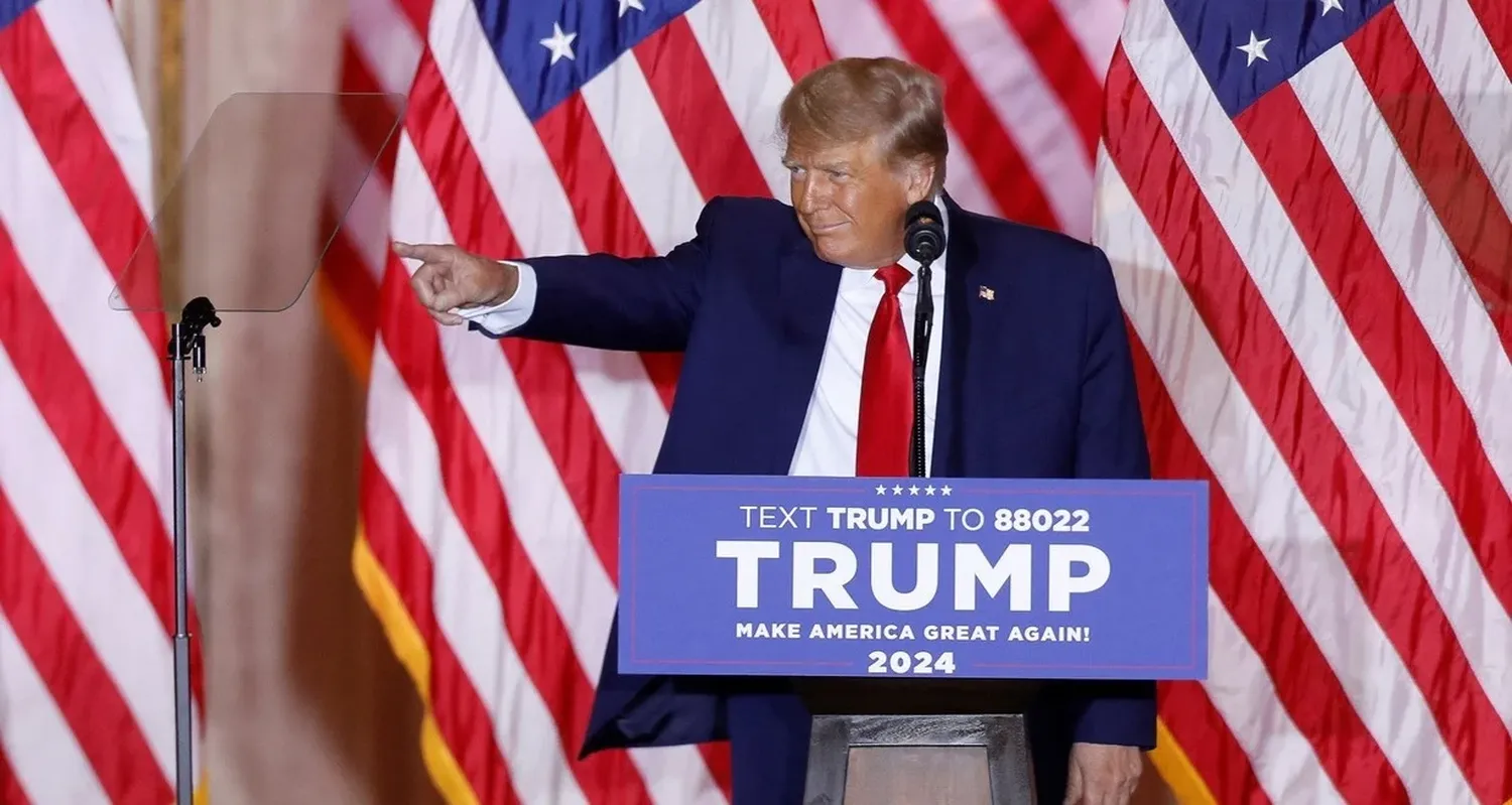 Lanzamiento de Trump para 2024: críticas a Joe Biden, halagos su gestión y la ironía con Nancy Pelosi