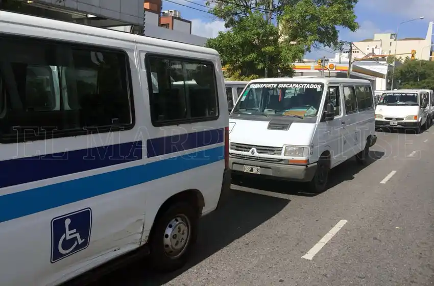 IOMA: "Los padres están desesperados, temen perder el transporte"