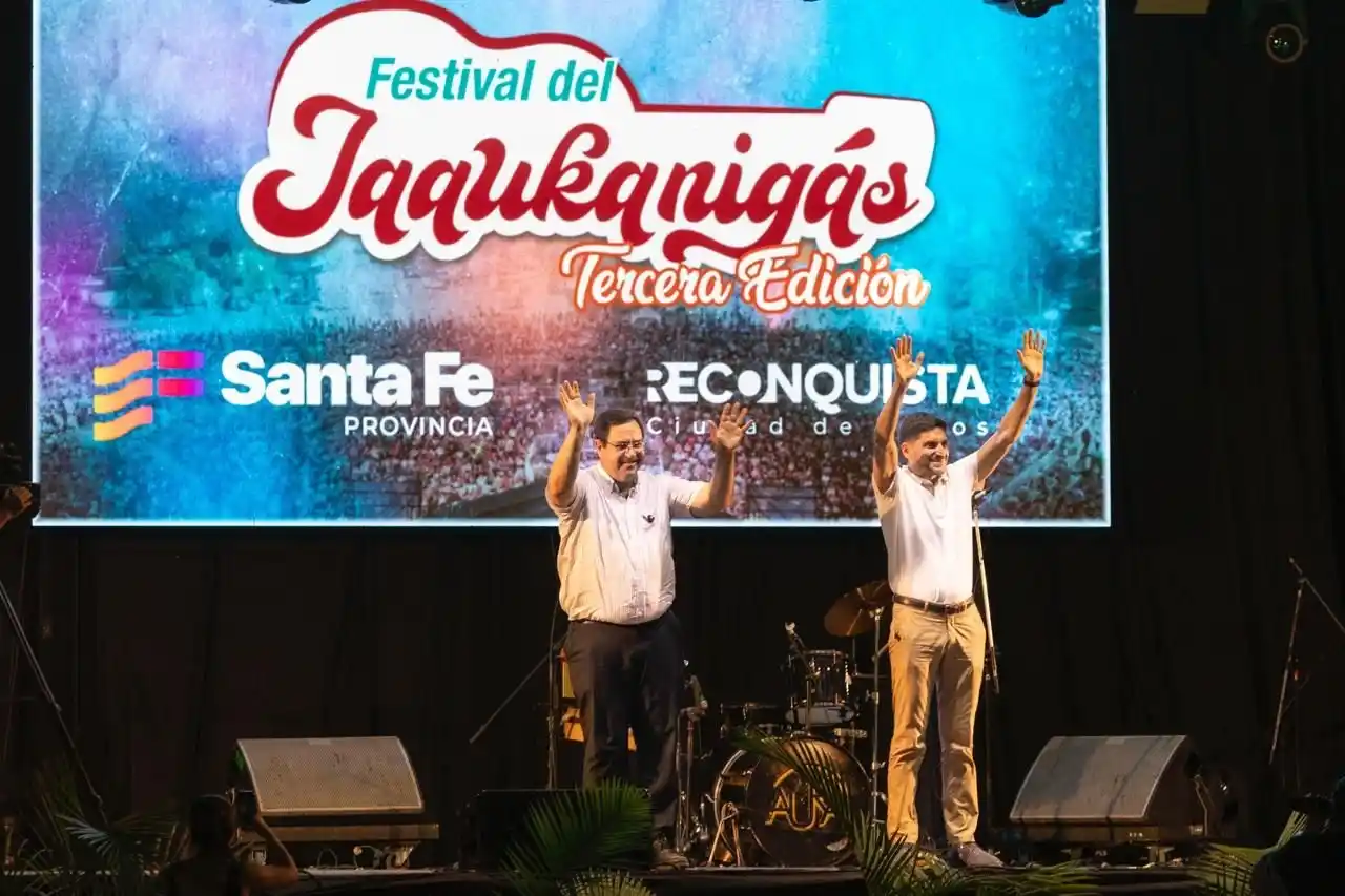 Pullaro participó en Reconquista del Festival del Jaaukanigás, que abre la agenda de fiestas populares en Santa Fe. Foto: GSF