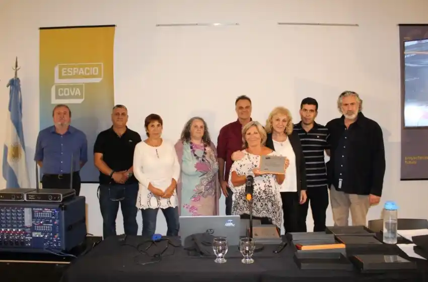 Arquitectos realizaron el encuentro "40 años de memoria” con tres acciones cargadas de emoción y compromiso