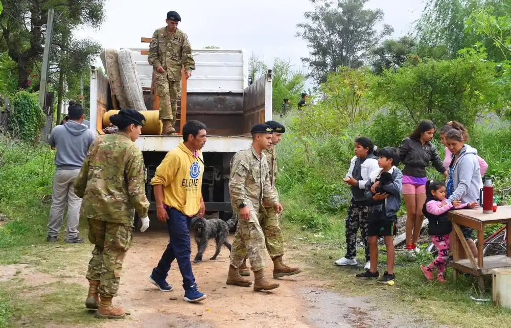 Por la crecida del río Uruguay en Concordia hay 215 las familias evacuadas