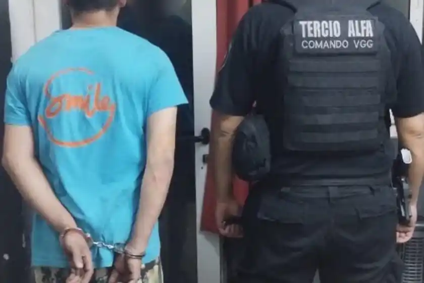 Detuvieron a un joven acusado de agredir a su pareja con un palo