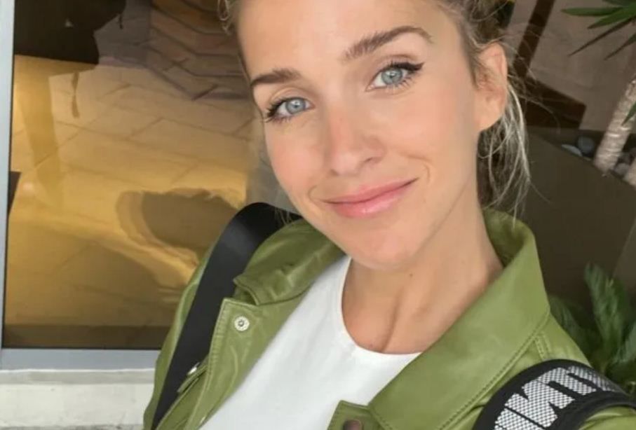 La nueva vida de Soledad Fandiño: espiritualidad y un infartante bikini amarillo