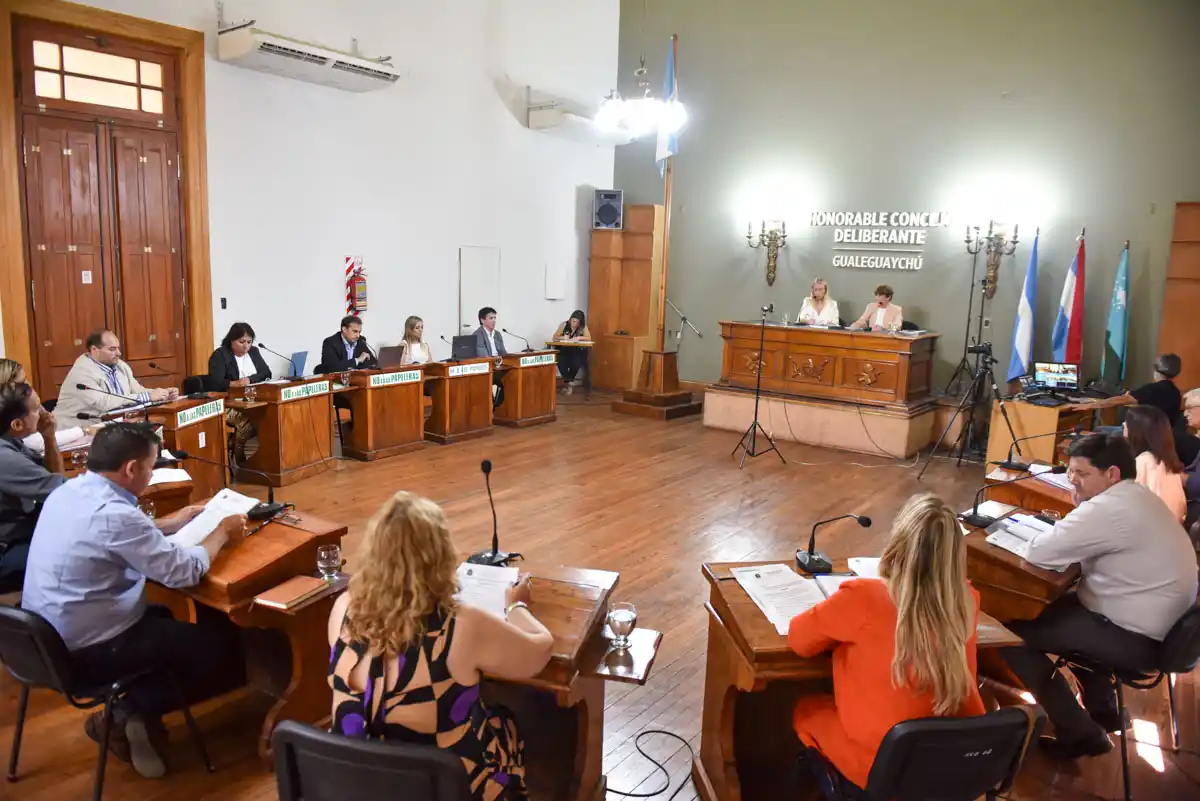 Derogaron la prohibición del glifosato en el ejido y la obligatoriedad de la Fiesta del Pescado y el Vino