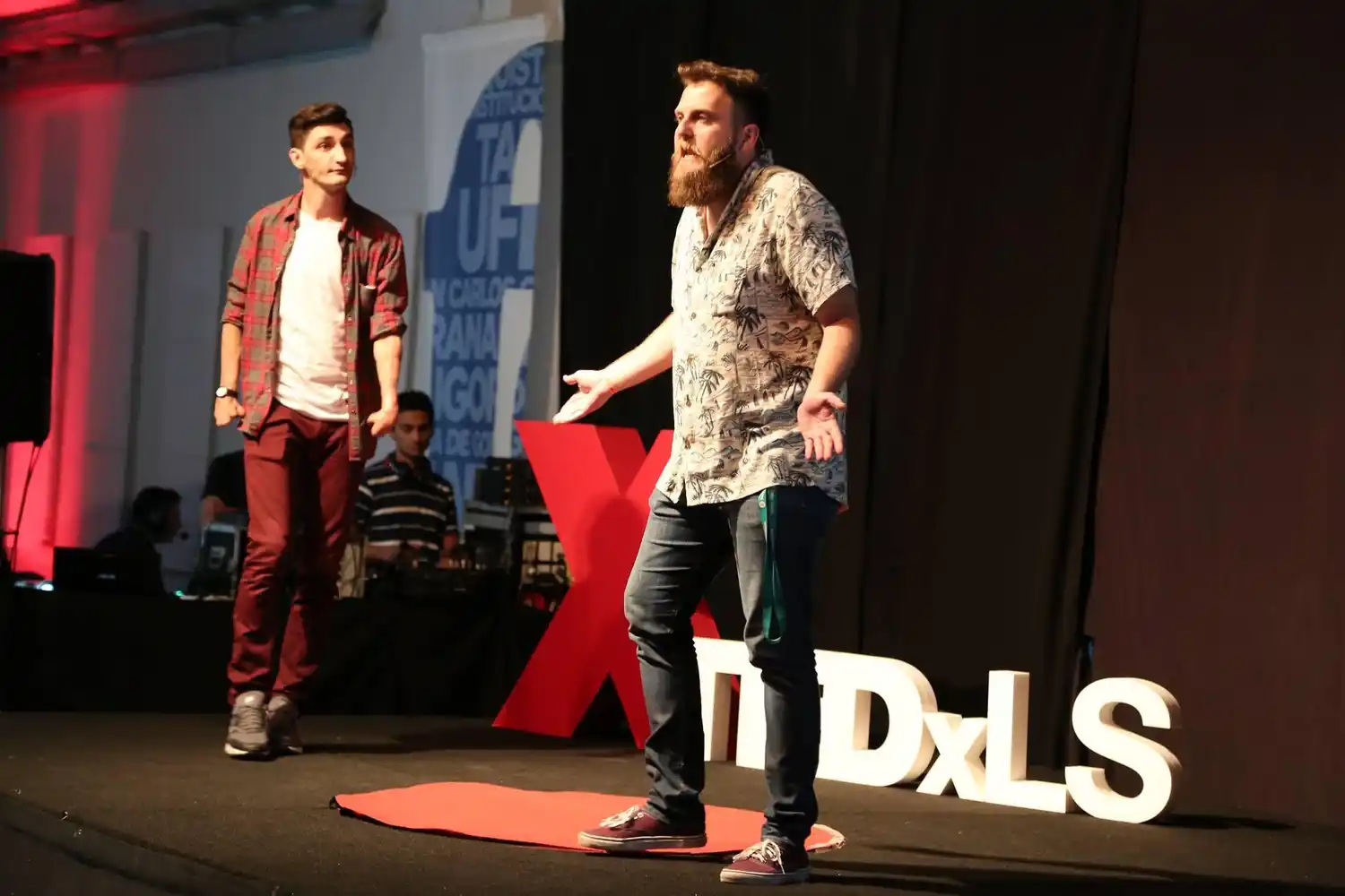 Galíndez y Oh Puestos en la última función del año de Viernes en La Mirage