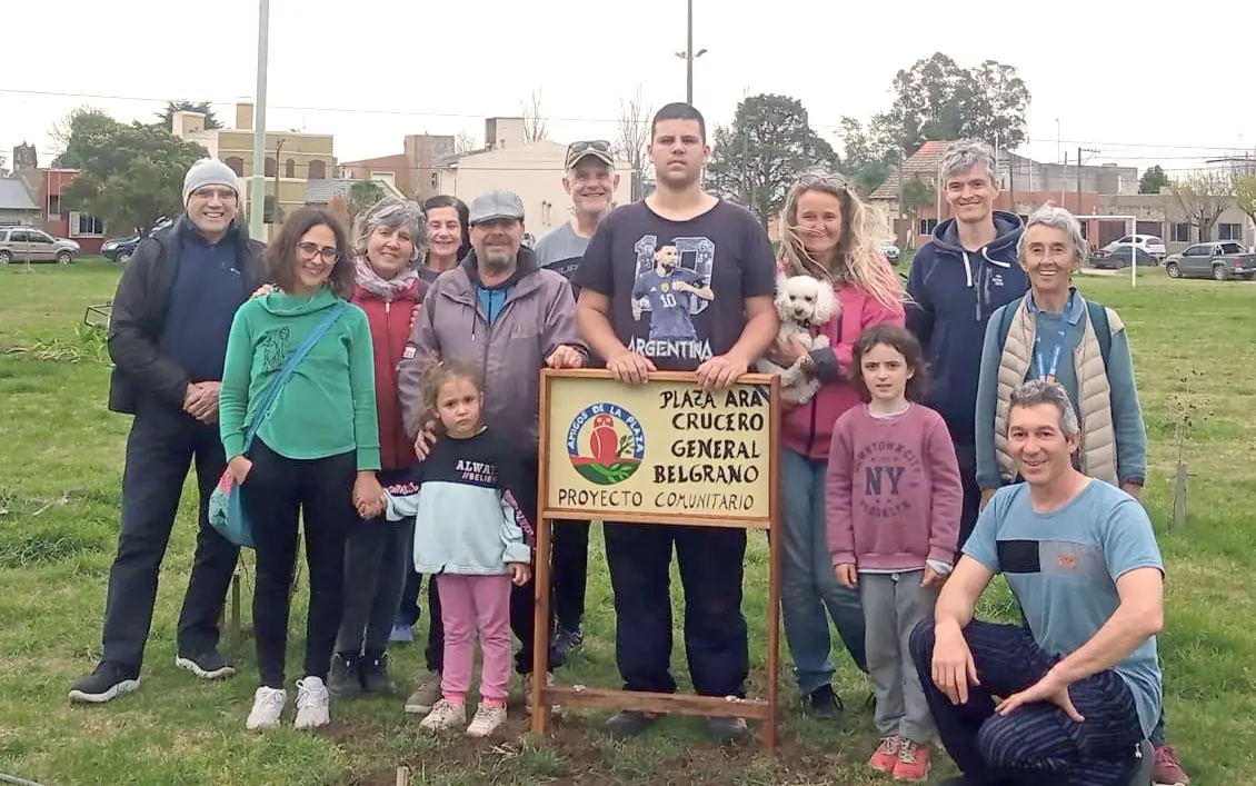 Participantes. De la actividad del sábado en la plaza de 32 y 103