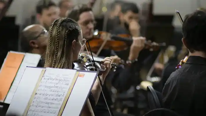 La Sinfónica de Entre Ríos presentará obras de Brahms y Rachmaninof en La Vieja Usina