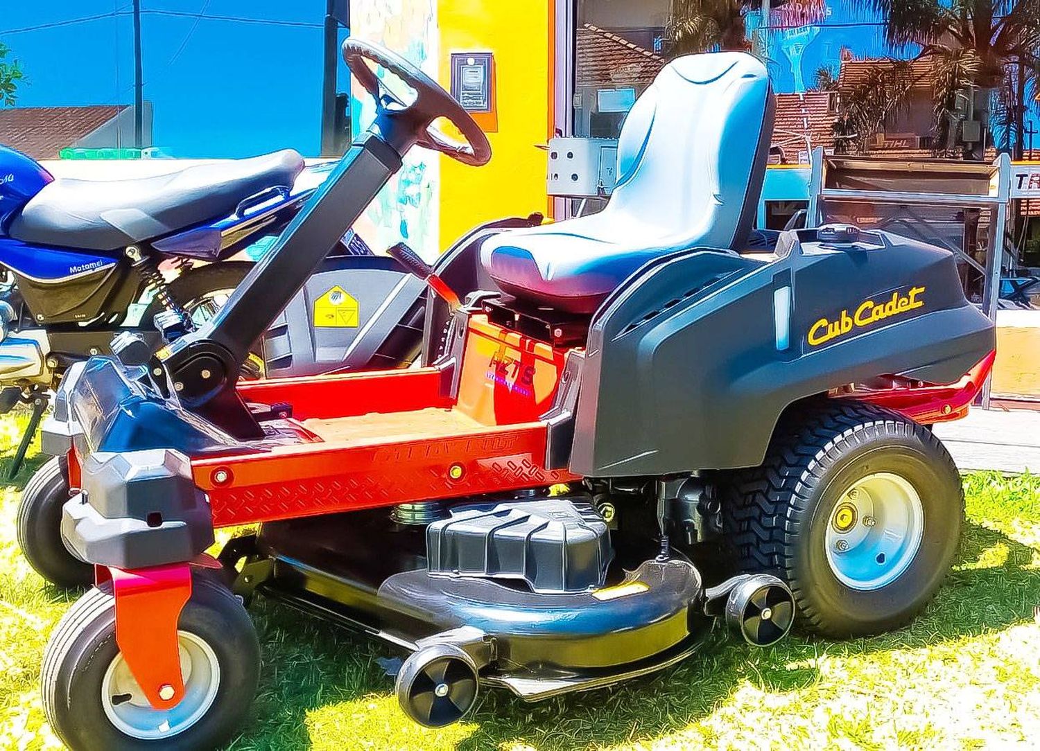 En el municipio de Estancia Grande se logró la compra de un tractor 0km para la conservación de espacios verdes