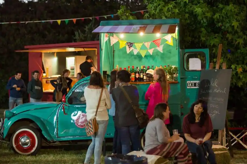 Apoyan la puesta en funcionamiento de la actividad de los food trucks 