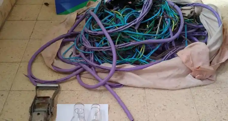 Recuperaron elementos de electricidad robados de una playa de camiones