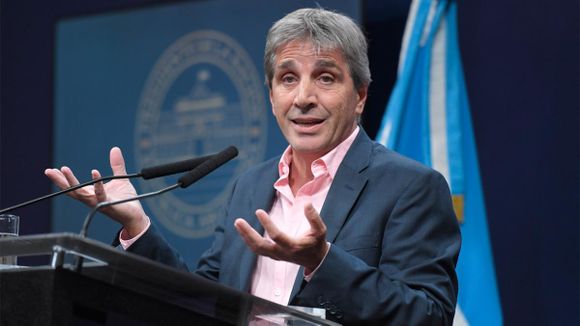 Caputo tuvo que salir a rechazar rumores de crisis económica: "La macro está sumamente ordenada"