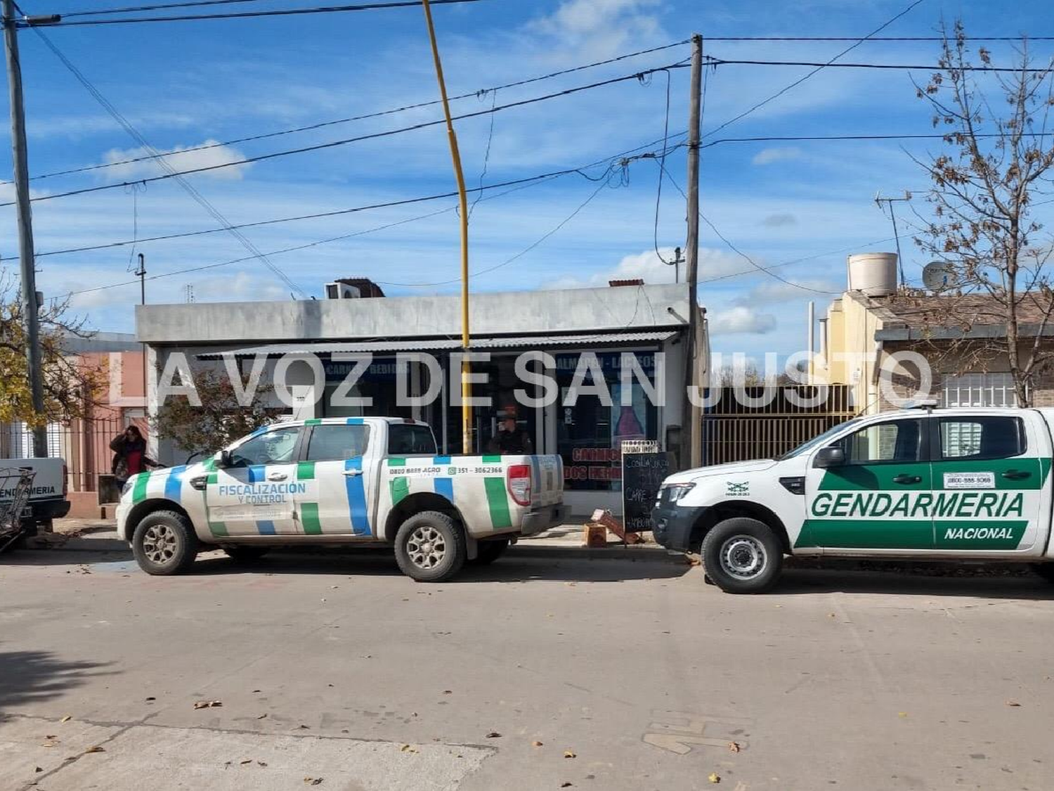 Tras la pista de la carne clandestina: allanaron nueva carnicerías de San Francisco y Frontera