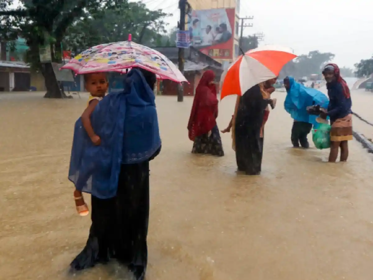 Casi 60 muertos por las lluvias torrenciales en Bangladesh e India