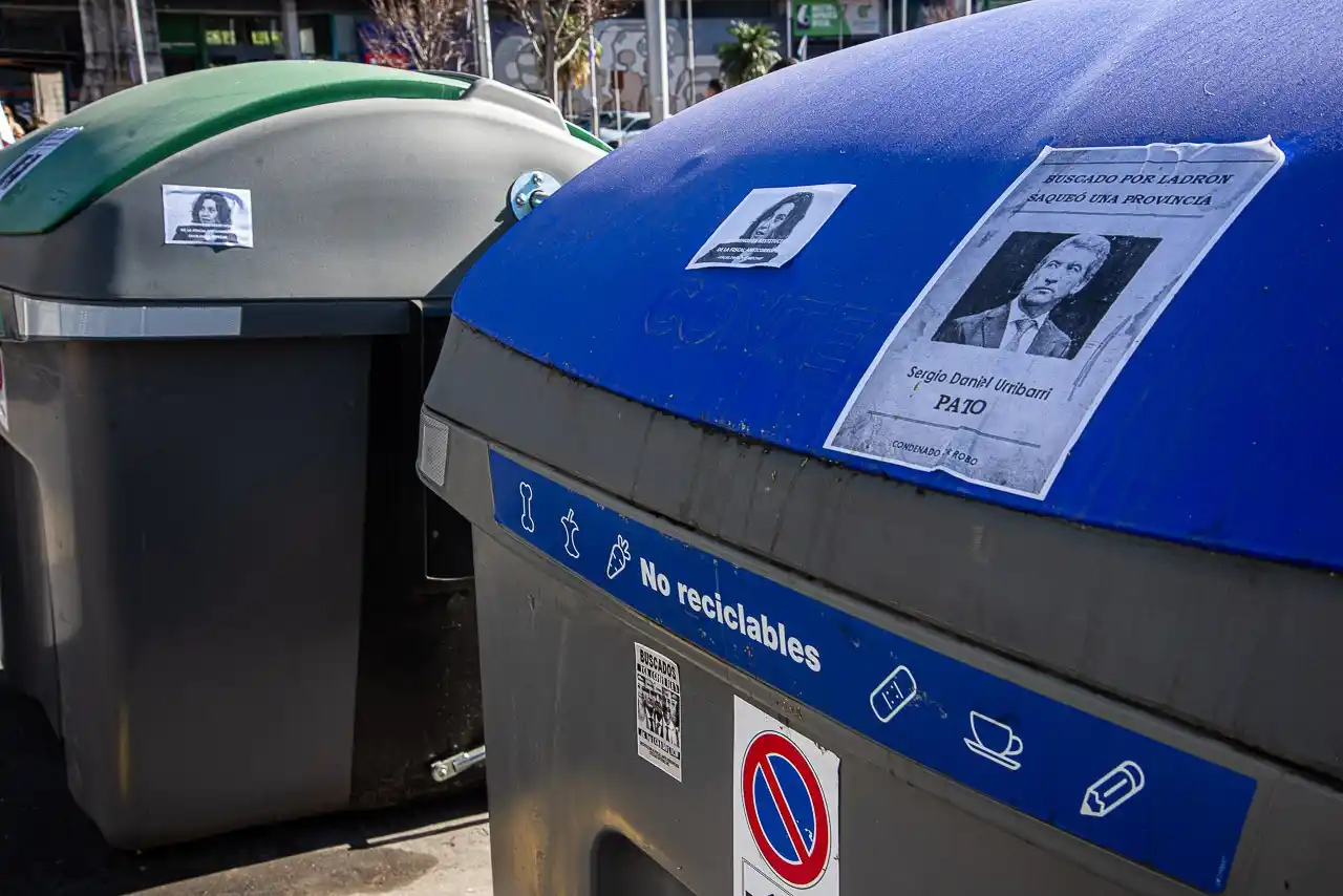 La Municipalidad de Paraná presentó una denuncia contra los escraches a miembros del STJ  en los nuevos contenedores