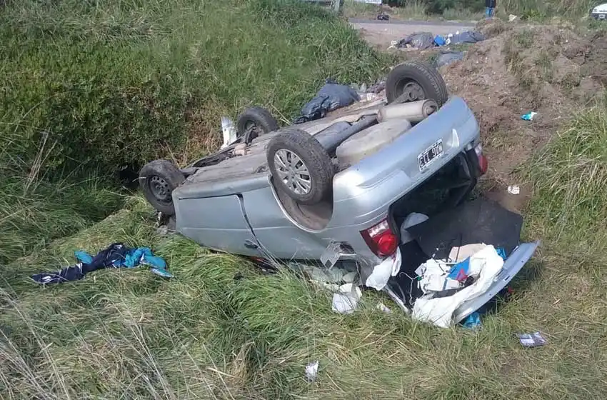 Despiste y vuelco fatal en la entrada al barrio San Patricio