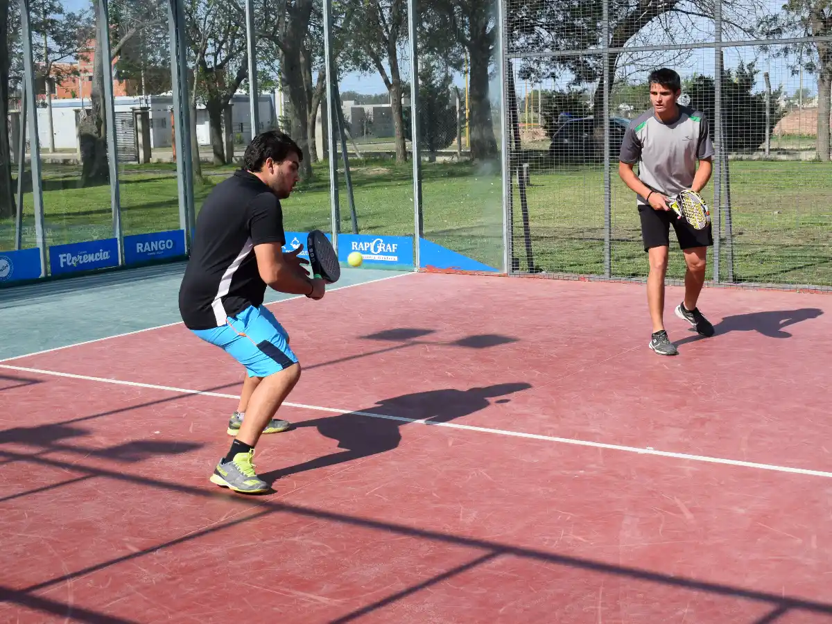 Acción en dos torneos