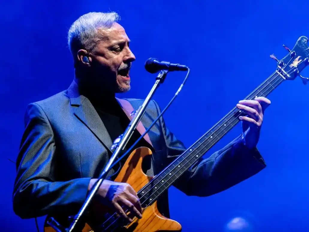 El músico vuelve a la ciudad para desplegar toda su magia sobre el escenario del Centro Cultural Municipal.