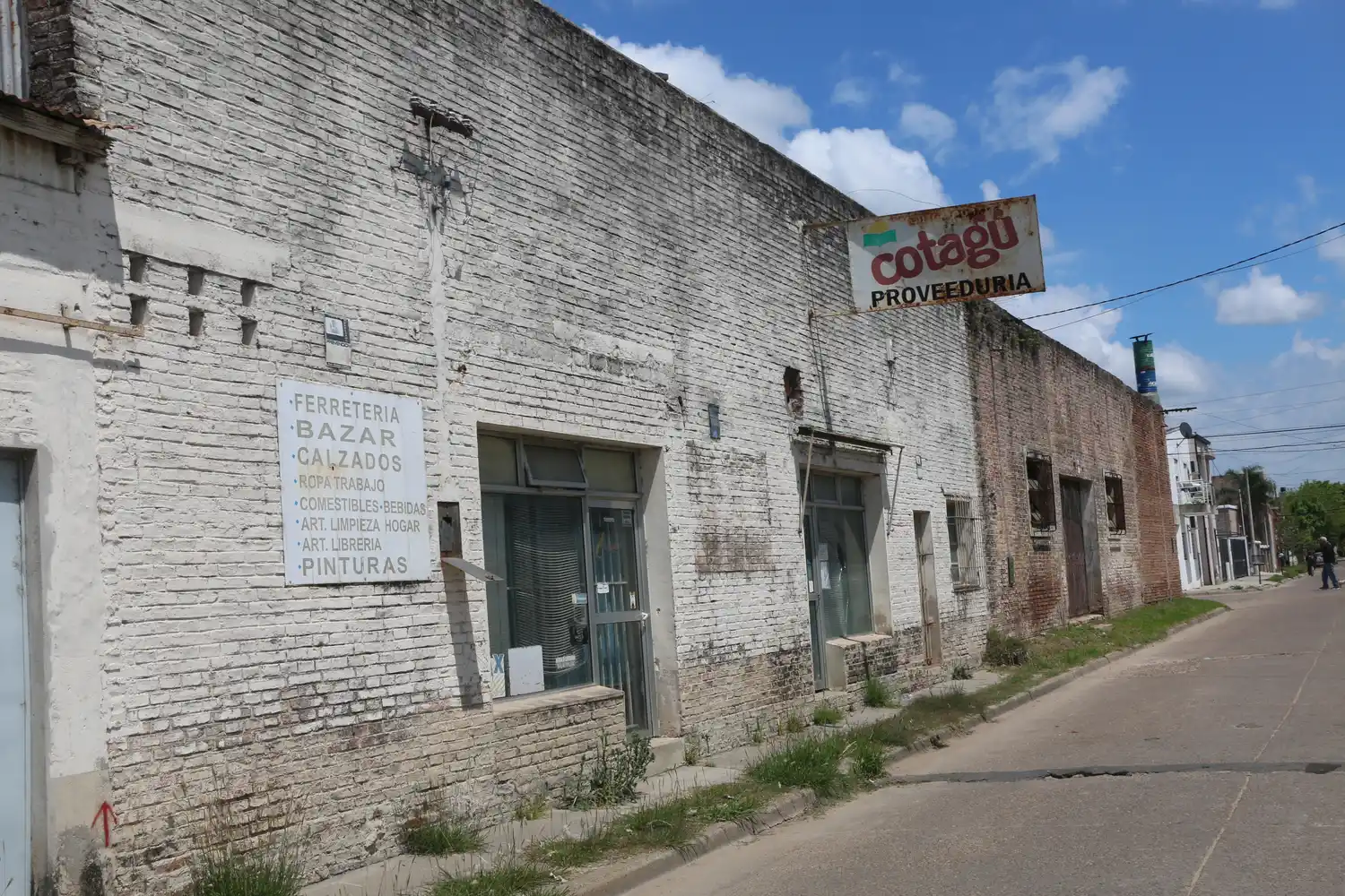 A un año de la quiebra, ex empleados de Cotagú reclaman pagos atrasados