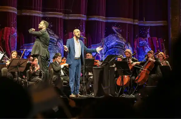 Abel Pintos presentó su álbum en el Teatro Colón en el Día de la Independencia