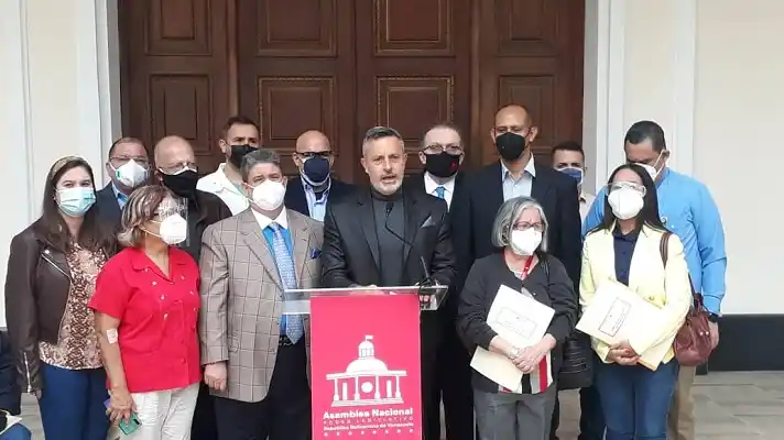 Comité de Postulaciones aprueba lista de 103 candidatos a rectores del CNE