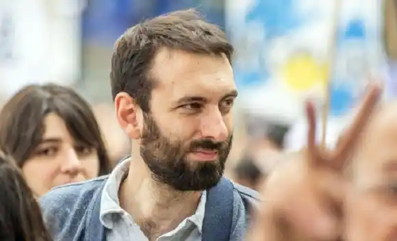 ¿La mejor canción de campaña?: “Un movimiento Selci”, dice el tema de precandidato de UxP