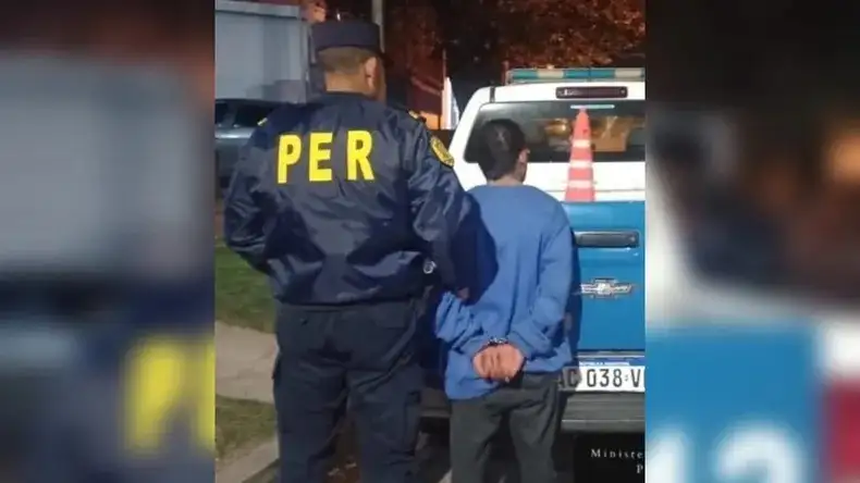 Atacó a su madre con un cuchillo y saltó por la ventana para escaparse