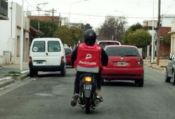 Legisladores bonaerenses y sindicalistas destacan proyecto para registro de trabajadores de delivery