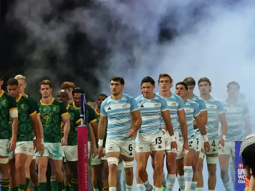 Los Pumas 7’s terminaron subcampeones en el Seven de Hong Kong tras caer en la final ante Sudáfrica. Foto: Reuters