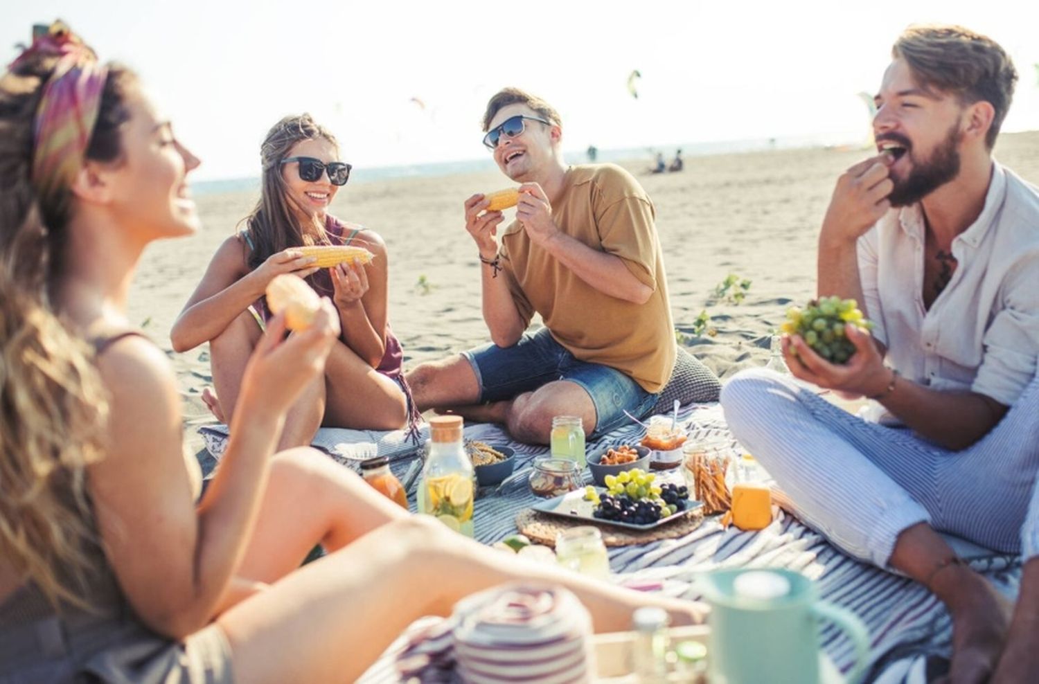 Sabores Veraniegos: snacks saludables para disfrutar en la playa