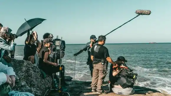 Anuncian nuevos talleres para trabajadores del sector audiovisual